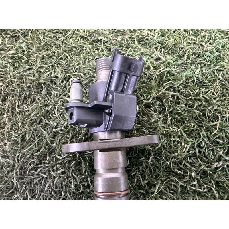 Форсунка топливная (топливная система) LAND ROVER RANGE ROVER Sport L494 2016 3.0 Diesel LR078606