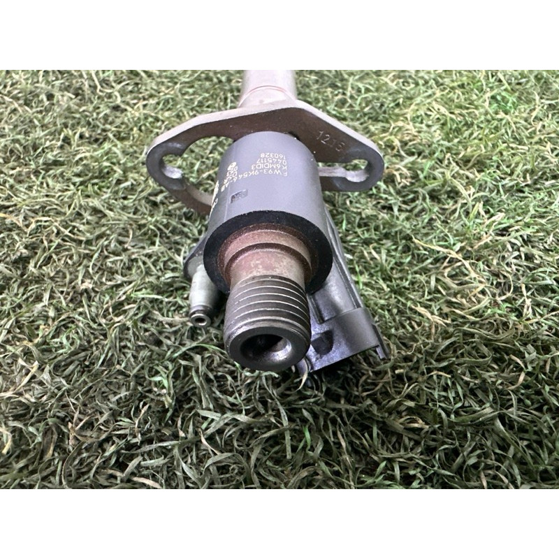 Форсунка топливная (топливная система) LAND ROVER RANGE ROVER Sport L494 2016 3.0 Diesel LR078606