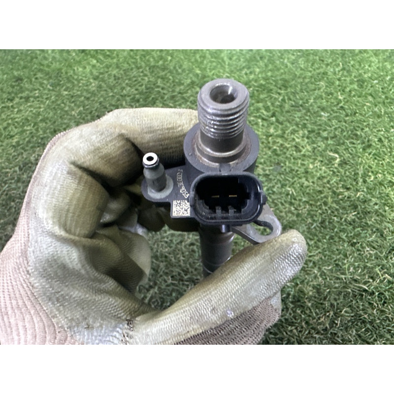 Форсунка топливная (топливная система) LAND ROVER RANGE ROVER Sport L494 2016 3.0 Diesel LR078606