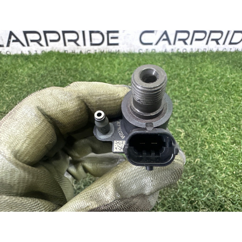 Форсунка топливная (топливная система) LAND ROVER RANGE ROVER Sport L494 2016 3.0 Diesel LR078606