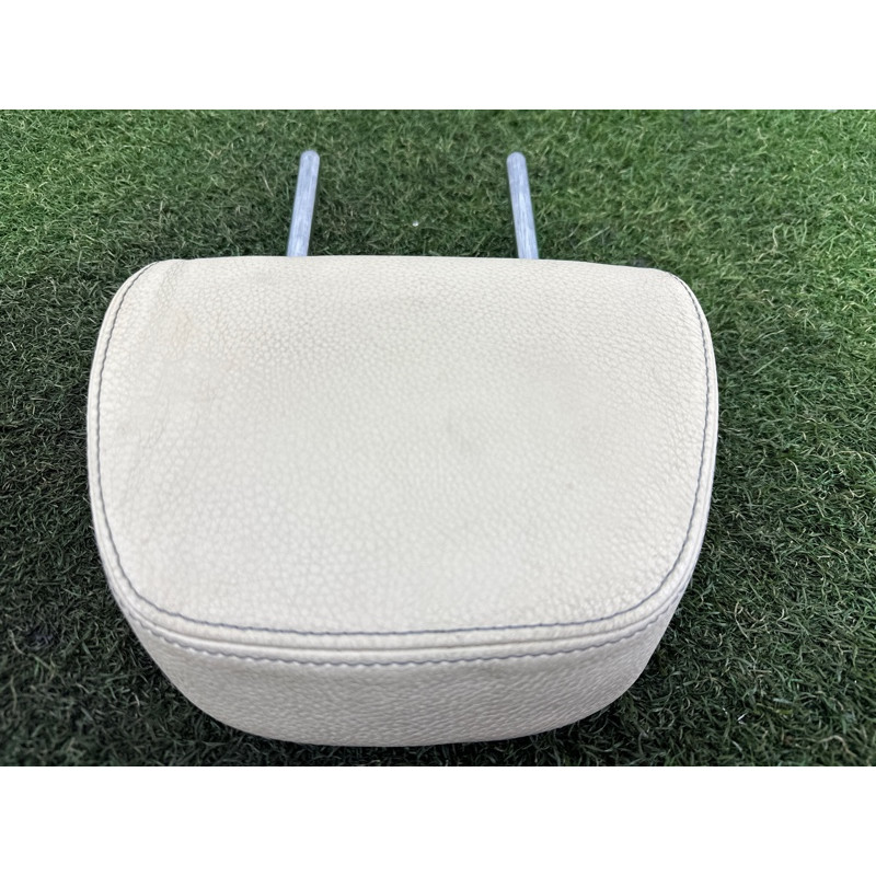 Подголовник (салон) BMW X1 F48 2016 2.0 B46B20 52207384825