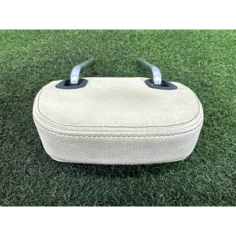 Подголовник (салон) BMW X1 F48 2016 2.0 B46B20 52207384825