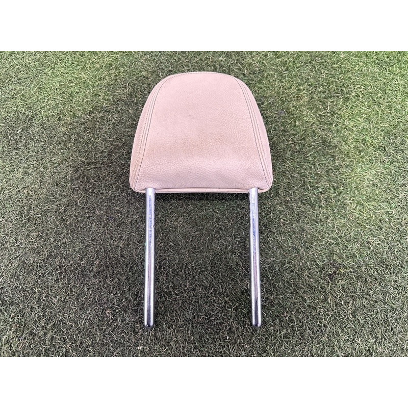 Подголовник (салон) BMW X1 F48 2016 2.0 B46B20 52107441277