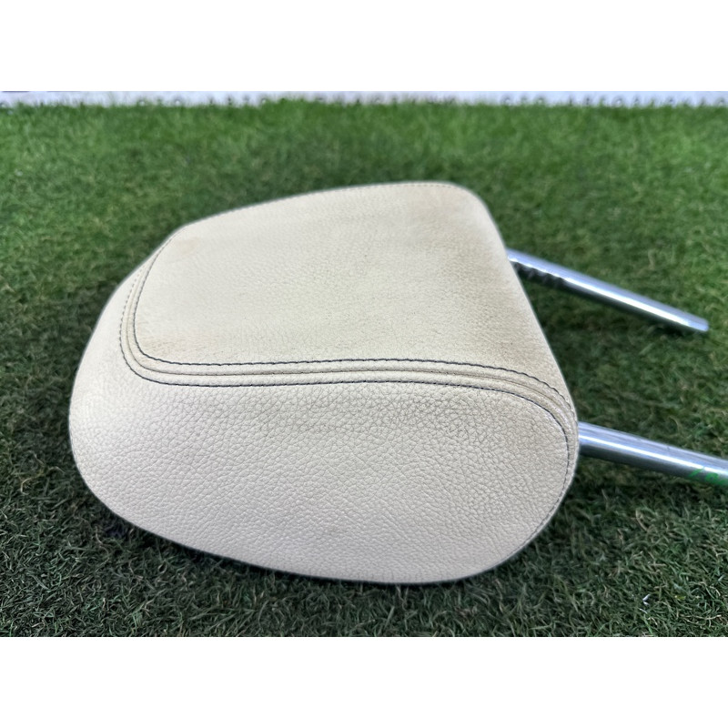 Подголовник (салон) BMW X1 F48 2016 2.0 B46B20 52107441277