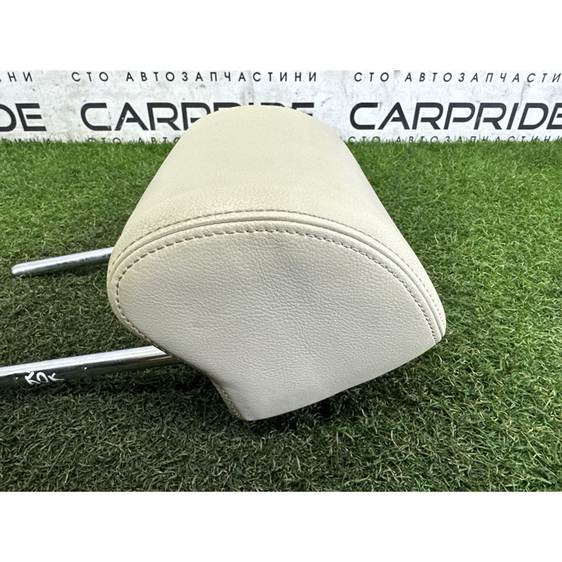 Подголовник (салон) Volkswagen Touareg NF 2015 3.6 CGRA 7P6885901FWYG