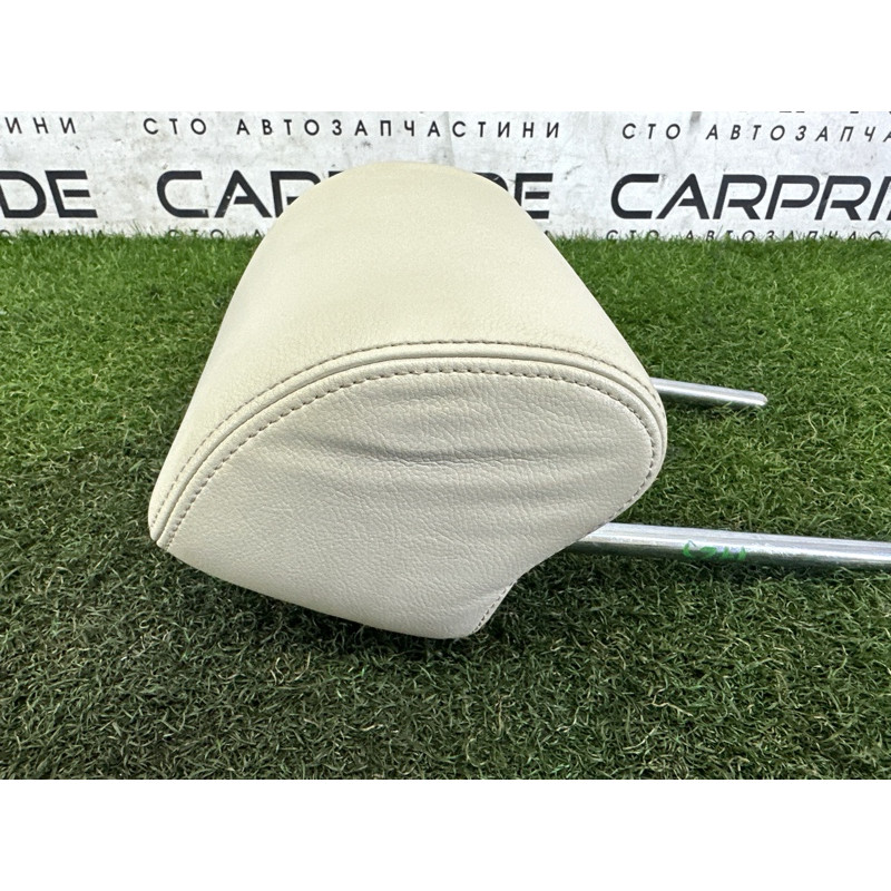 Подголовник (салон) Volkswagen Touareg NF 2015 3.6 CGRA 7P6885901FWYG