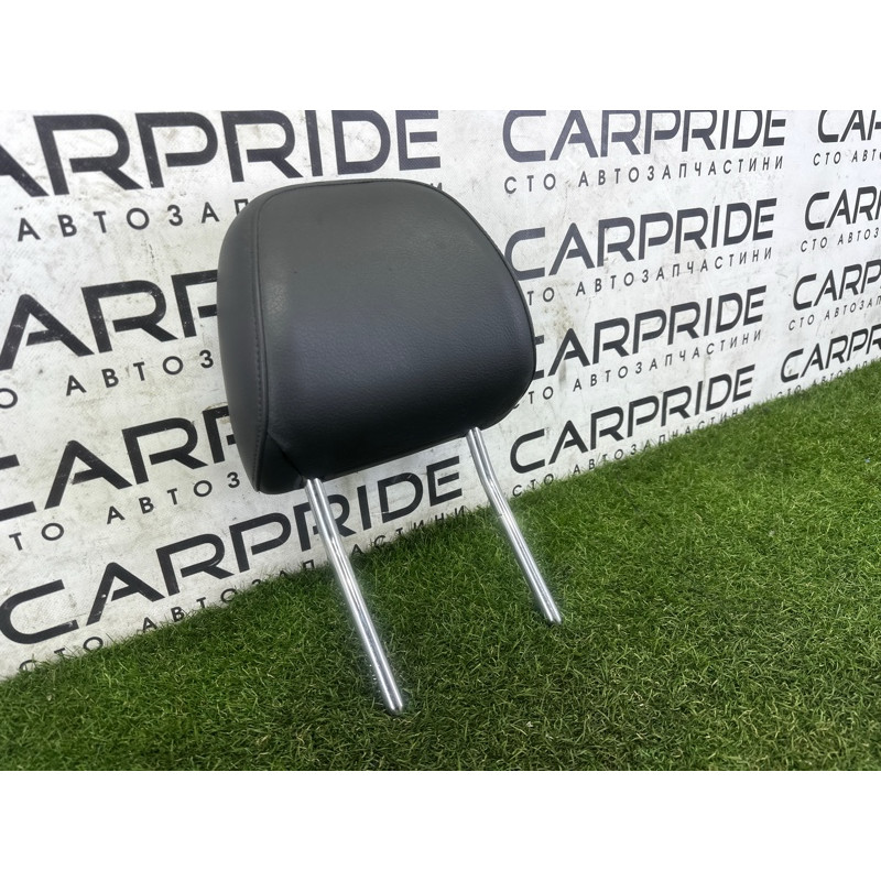 Подголовник (салон) AUDI Q5 8R 2012 2.0 CAEB 8K0881921B38M