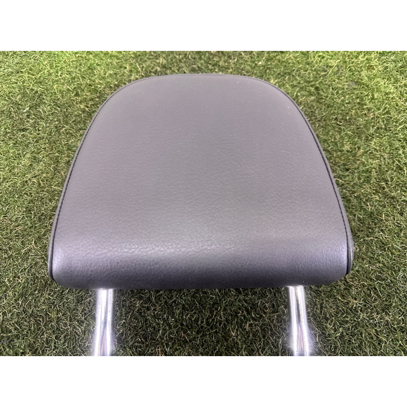 Подголовник (салон) AUDI Q5 8R 2012 2.0 CAEB 8K0881921B38M