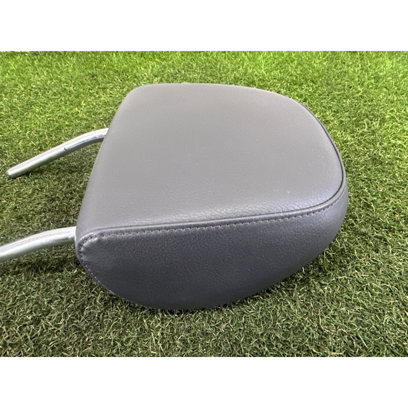 Подголовник (салон) AUDI Q5 8R 2012 2.0 CAEB 8K0881921B38M