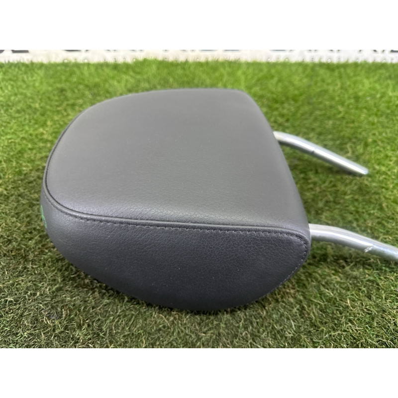 Подголовник (салон) AUDI Q5 8R 2012 2.0 CAEB 8K0881921B38M