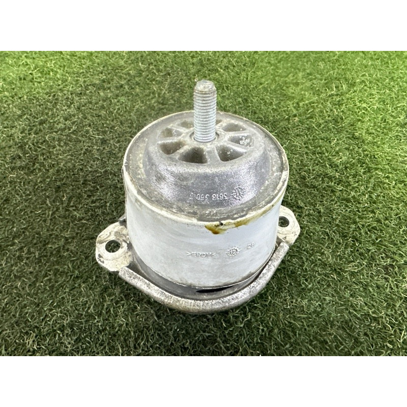 Подушка двигуна (двигун та елементи) Volkswagen Touareg NF 2013 3.6 7P6199131
