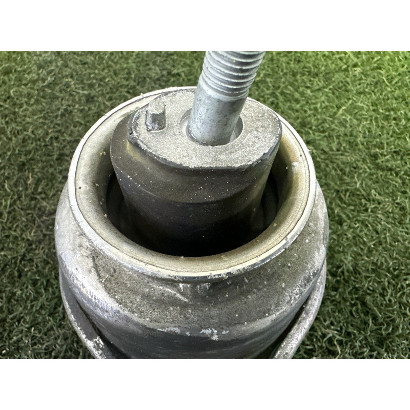 Подушка двигателя (двигатель и элементы) Volkswagen Touareg NF 2013 3.6 7P6199131