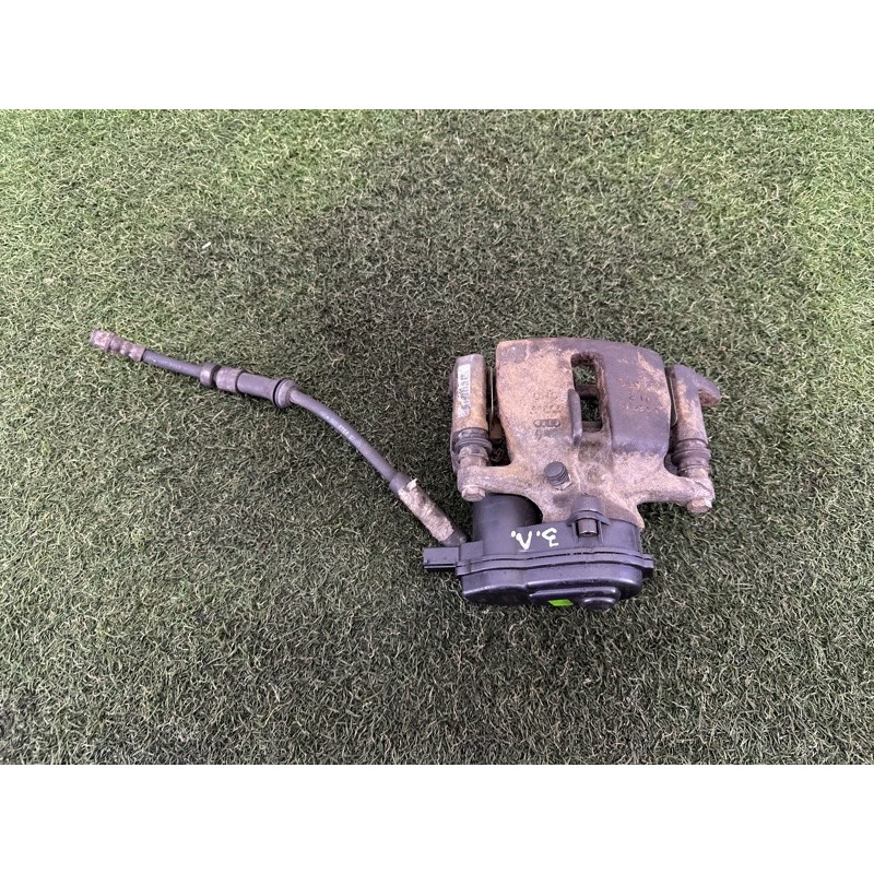 Суппорт тормозной (тормозная система) AUDI Q5 8R 2010 3.2 CALB 8K0615403B