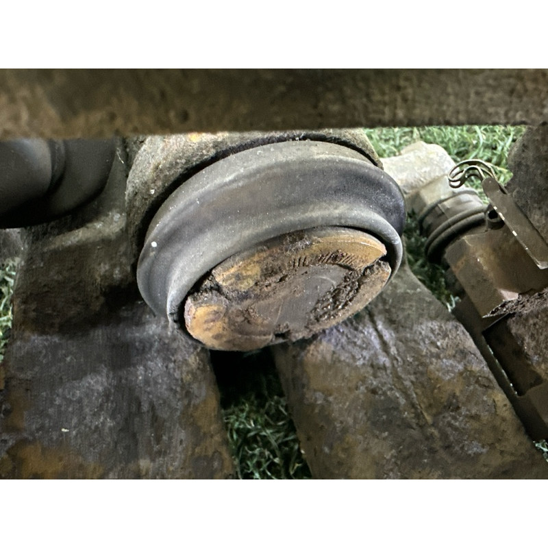 Суппорт тормозной (тормозная система) AUDI Q5 8R 2010 3.2 CALB 8K0615403B