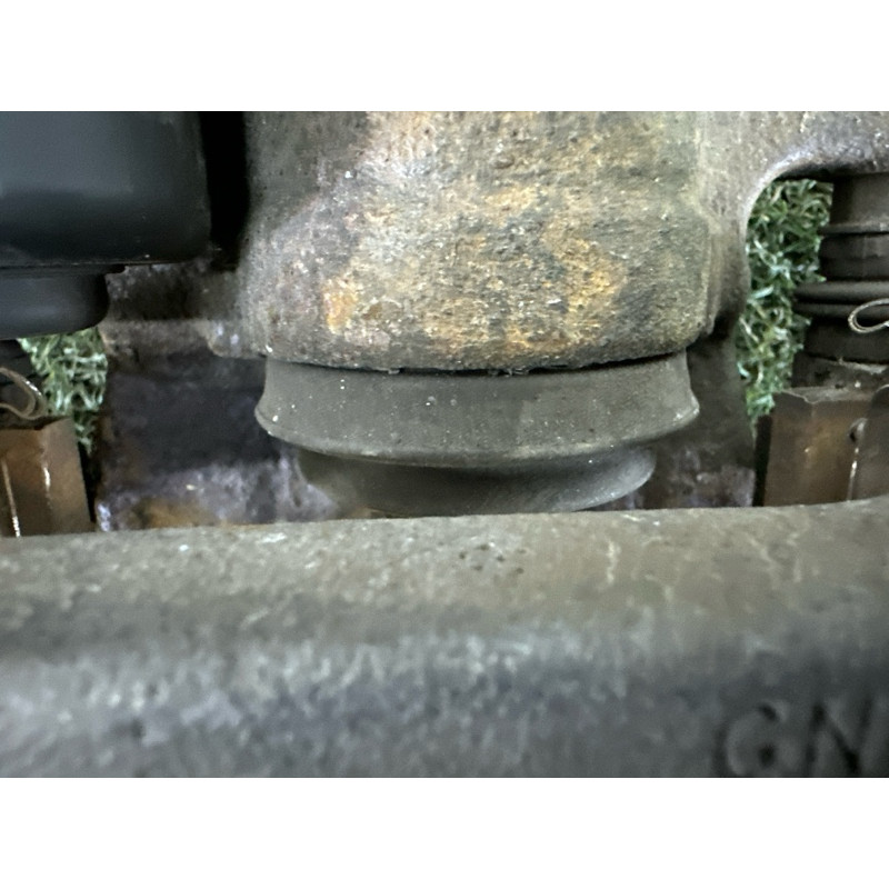 Суппорт тормозной (тормозная система) AUDI Q5 8R 2010 3.2 CALB 8K0615403B