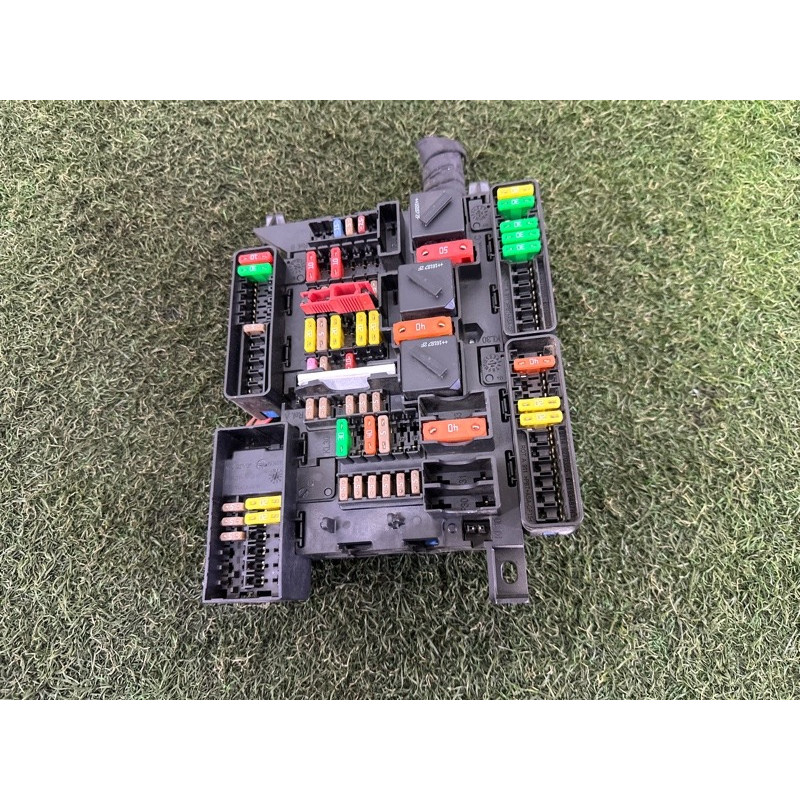 Блок предохранителей (электрика) BMW X1 F48 2016 2.0 B46B20 61149360501