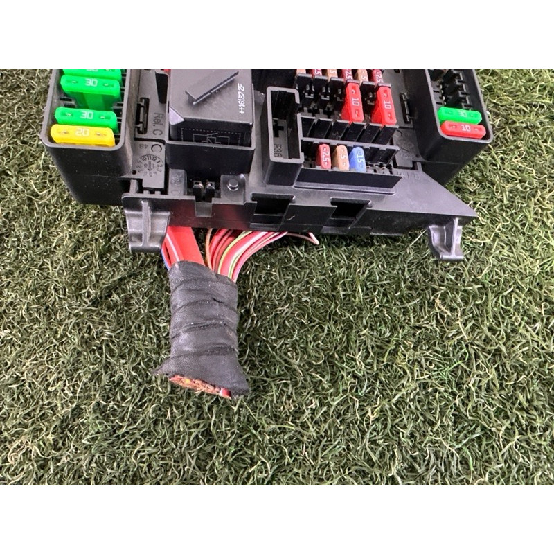 Блок предохранителей (электрика) BMW X1 F48 2016 2.0 B46B20 61149360501