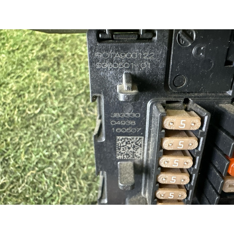 Блок предохранителей (электрика) BMW X1 F48 2016 2.0 B46B20 61149360501