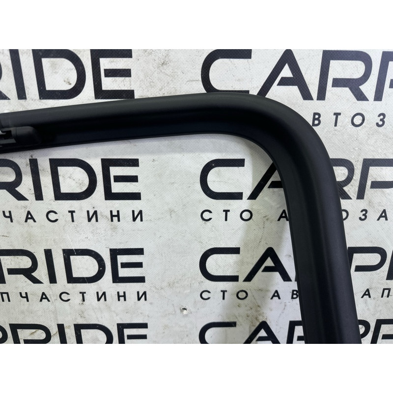 Внутрішня накладка двері (салон) Volkswagen Touareg NF 2012 3.0 Hybrid CGFA 7P686768582V