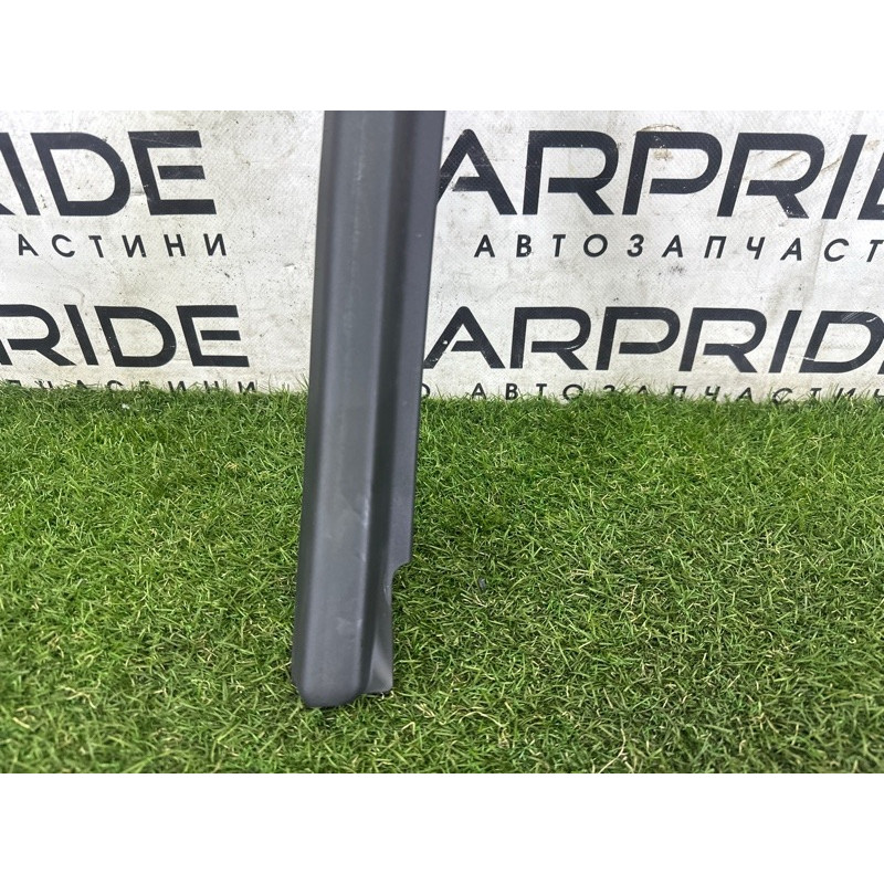 Накладка двери внутренняя (салон) Volkswagen Touareg NF 2012 3.0 Hybrid CGFA 7P686768682V