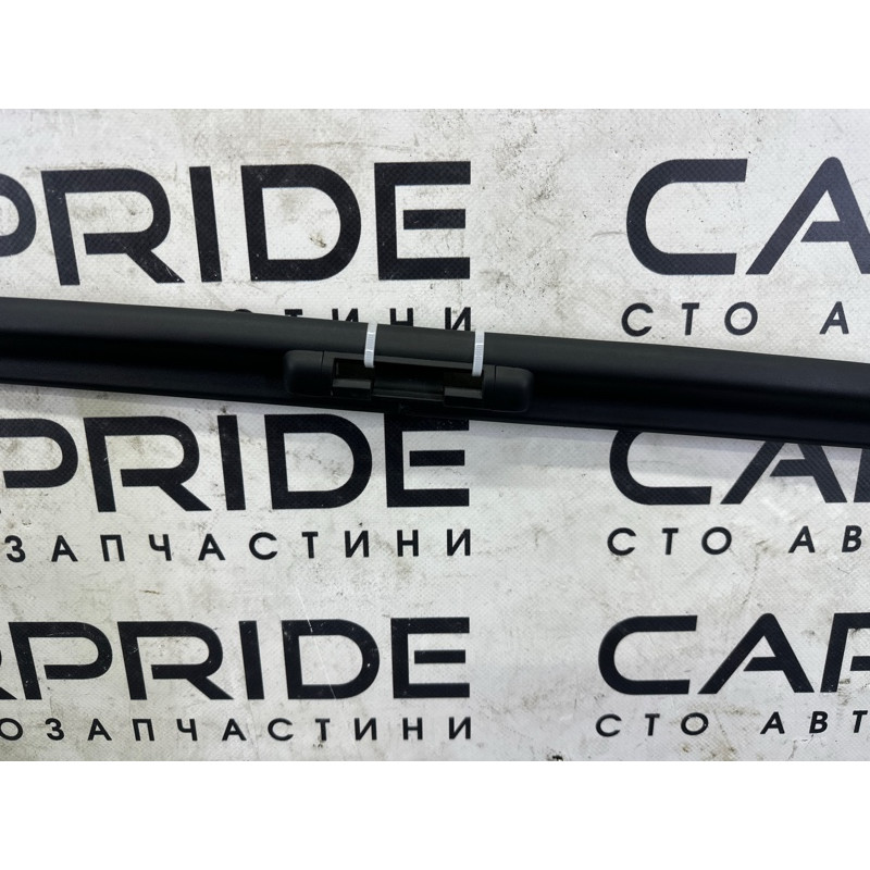 Накладка двери внутренняя (салон) Volkswagen Touareg NF 2012 3.0 Hybrid CGFA 7P686768682V