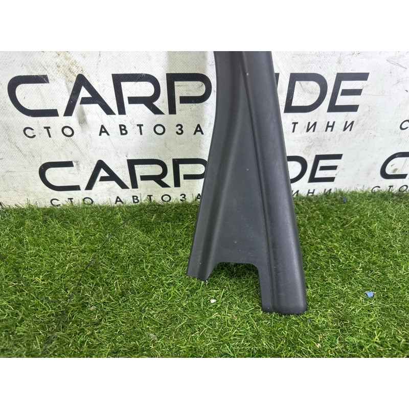 Накладка двери внутренняя (салон) Volkswagen Touareg NF 2012 3.0 Hybrid CGFA 7P686768682V