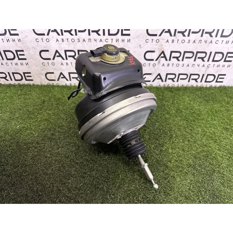 Вакуумный усилитель тормозов в сборе (тормозная система) AUDI A4 B8 2014 2.0 TFSI 8K0612107D