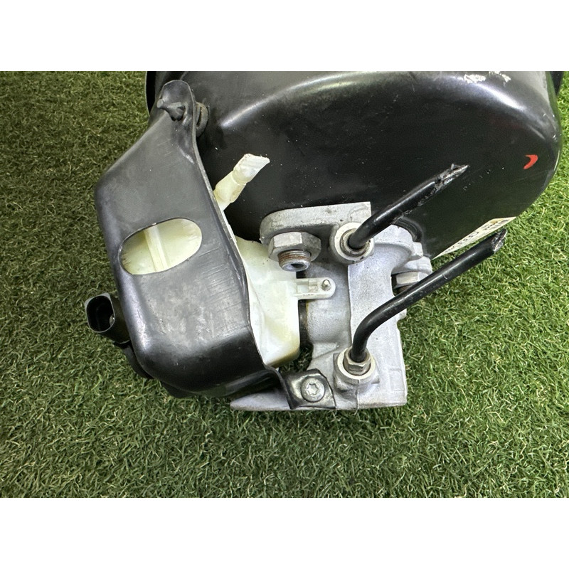 Вакуумный усилитель тормозов в сборе (тормозная система) AUDI A4 B8 2014 2.0 TFSI 8K0612107D