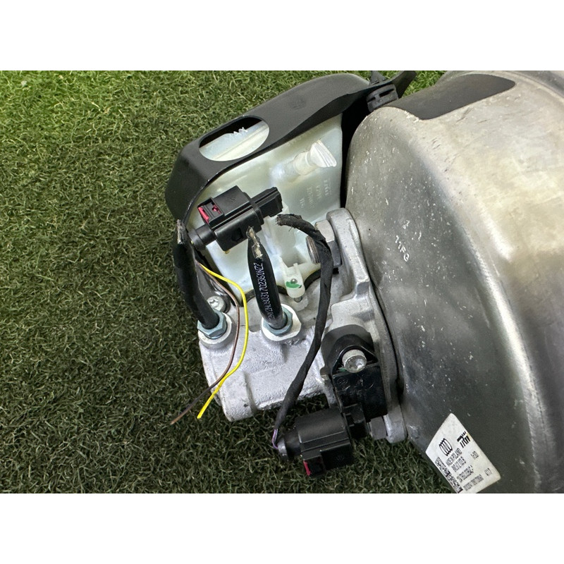 Вакуумный усилитель тормозов в сборе (тормозная система) AUDI A4 B9 2017 2.0 TFSI 8W0612107