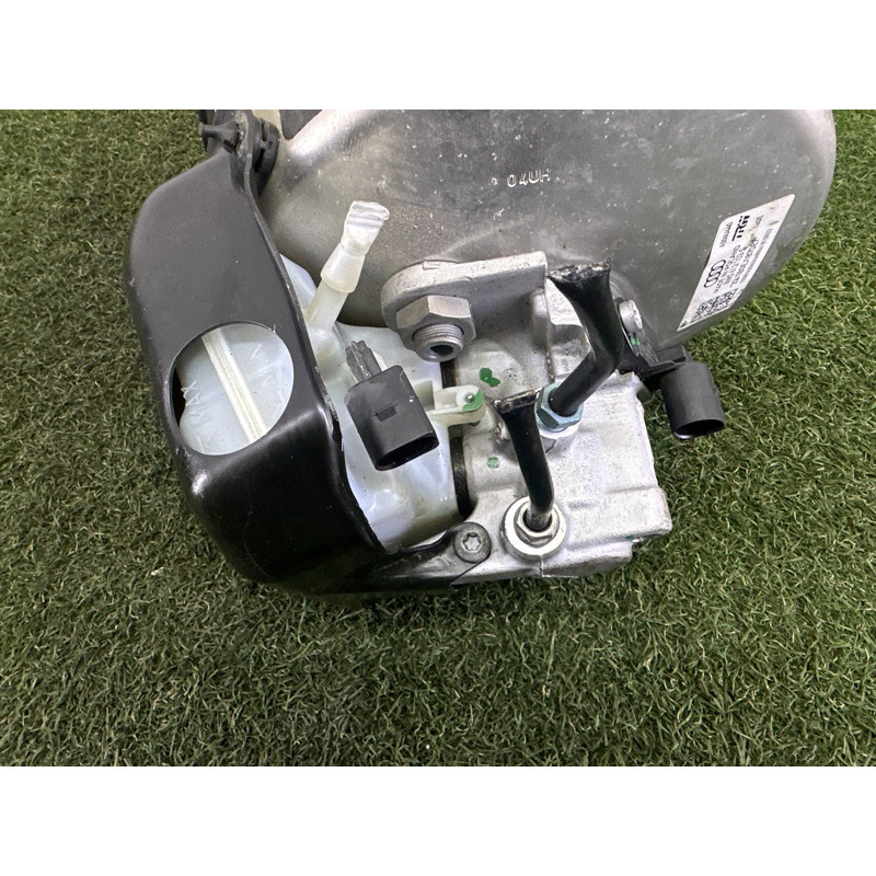 Вакуумный усилитель тормозов в сборе (тормозная система) AUDI A4 B9 2018 2.0 DBPA 8W0612107