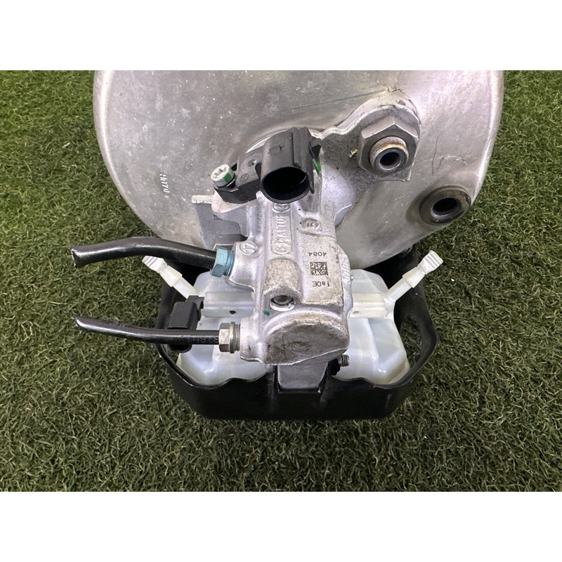 Вакуумный усилитель тормозов в сборе (тормозная система) AUDI A4 B9 2018 2.0 DBPA 8W0612107