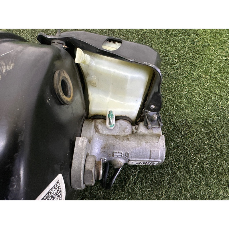 Вакуумный усилитель тормозов в сборе (тормозная система) AUDI A4 B8 2013 2.0 TFSI 8K0612107D