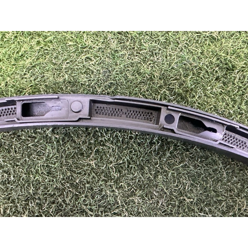 Накладка крила (кузов і елементи) Volkswagen Touareg NF 2013 3.0 Hybrid 7P6854819B9B9