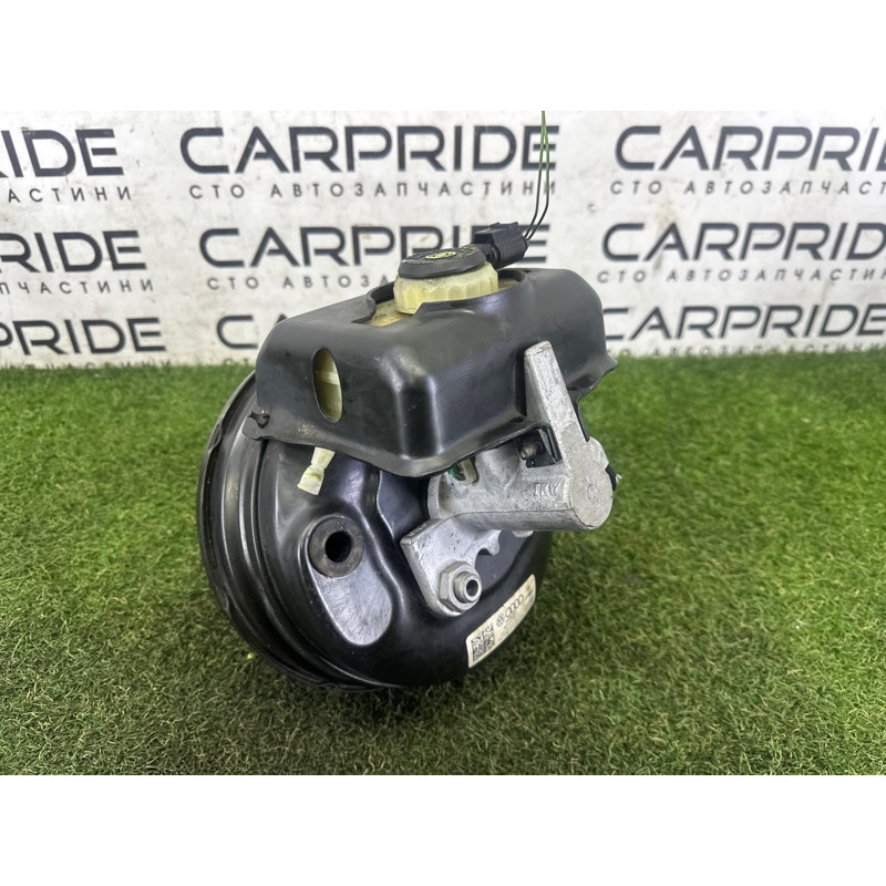 Вакуумный усилитель тормозов в сборе (тормозная система) AUDI A4 B8 2010 2.0 CAEB 8K0612107B