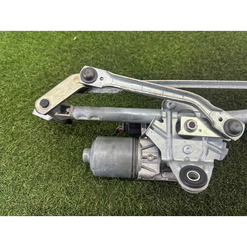 Трапеція склоочисників (кузов і елементи) AUDI A8 D4 2011 4.2 CDRA 4H1955023C