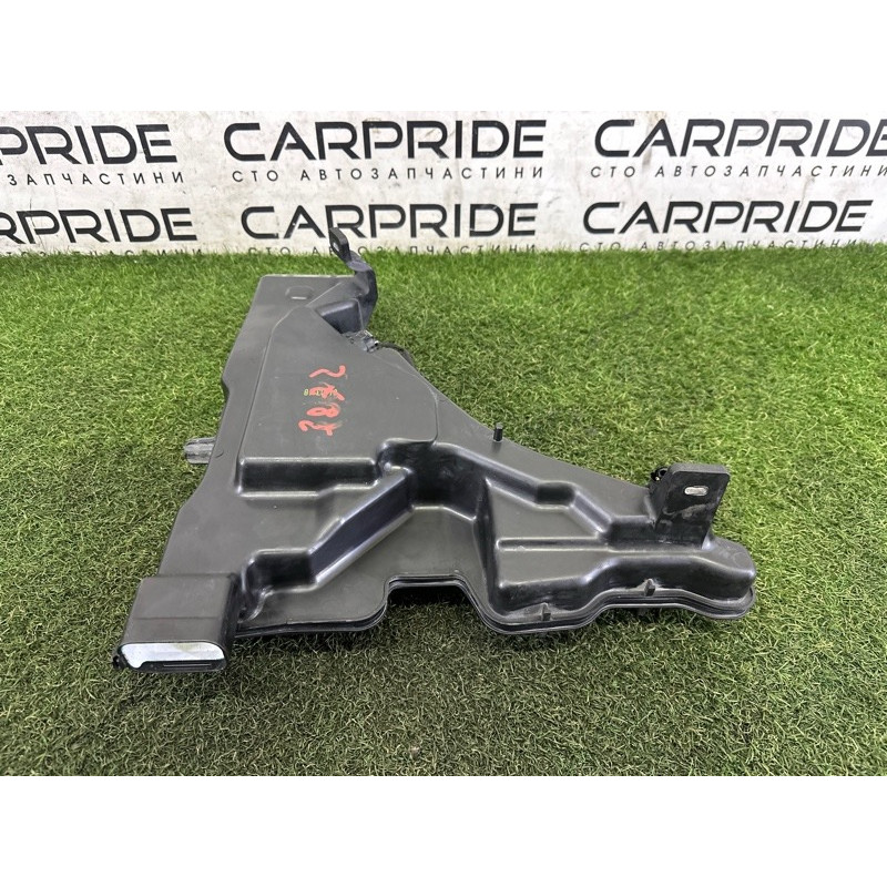 Бачок омывателя (кузов и элементы) AUDI A4 B9 2018 2.0 DBPA 8W0955453K