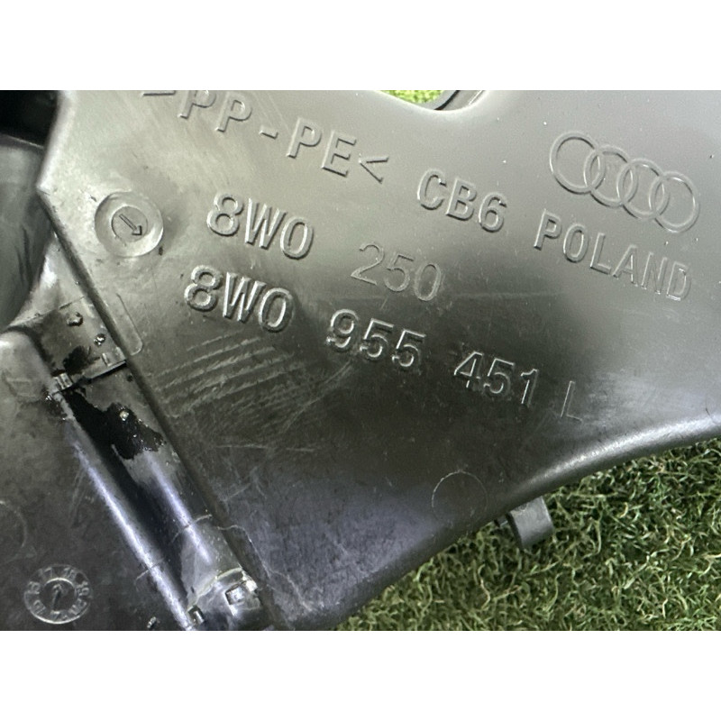 Бачок омывателя (кузов и элементы) AUDI A4 B9 2018 2.0 DBPA 8W0955453K