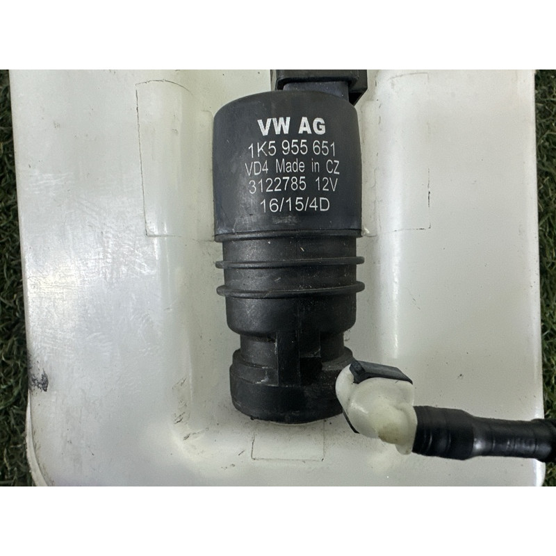 Бачок омывателя (кузов и элементы) AUDI A3 8V 2016 1.8 CNSB 5Q0955453R