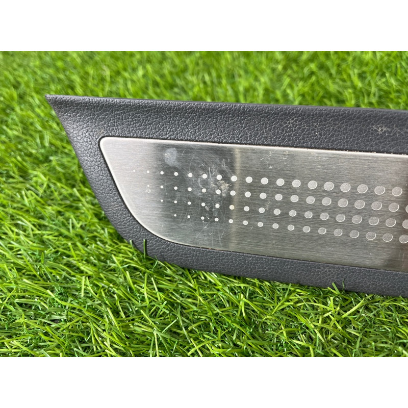 Накладка на порог (кузов и элементы) Hyundai Ioniq AE 2018 1.6 Hybrid 85877G2500T9Y