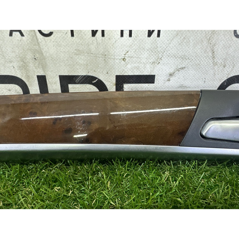 Декоративная накладка карты двери (салон) BMW X5 E70 2010 N57D30A 51417137177