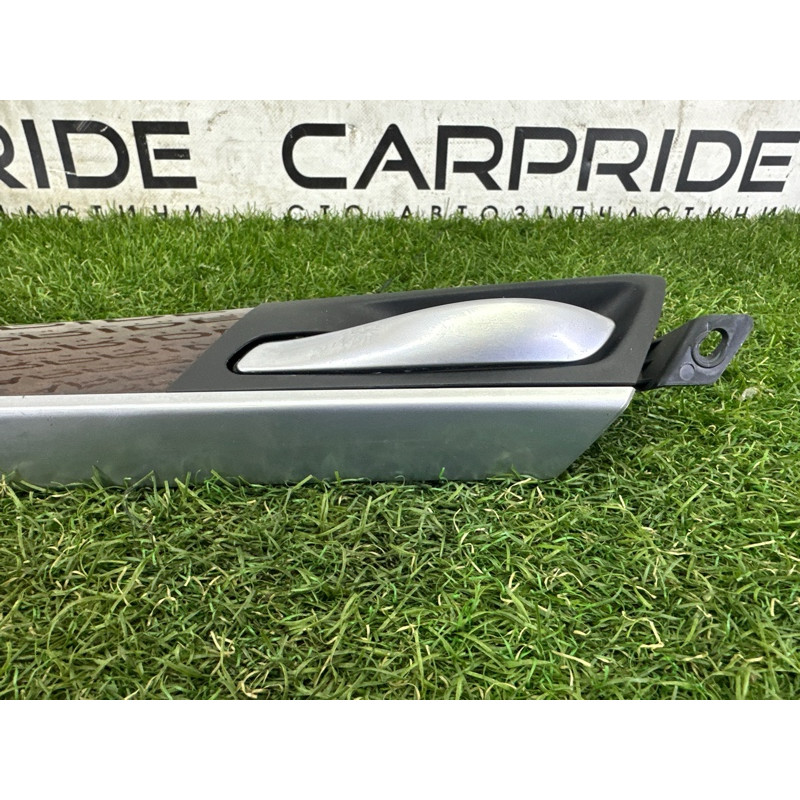 Декоративная накладка карты двери (салон) BMW X5 E70 2010 N57D30A 51417137177