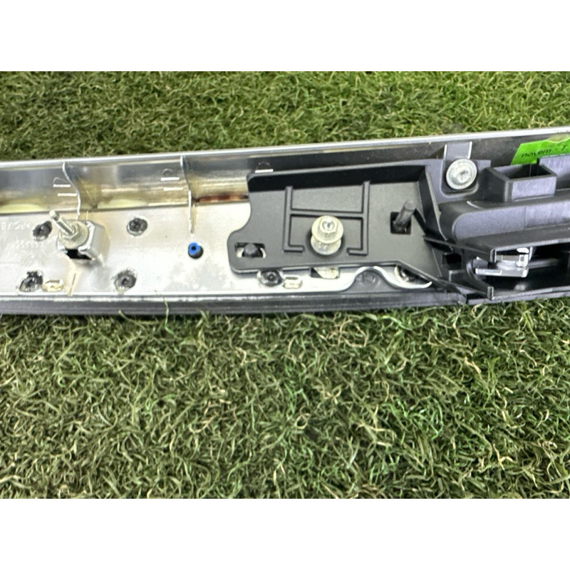 Декоративная накладка карты двери (салон) BMW X5 E70 2010 N57D30A 51417137177