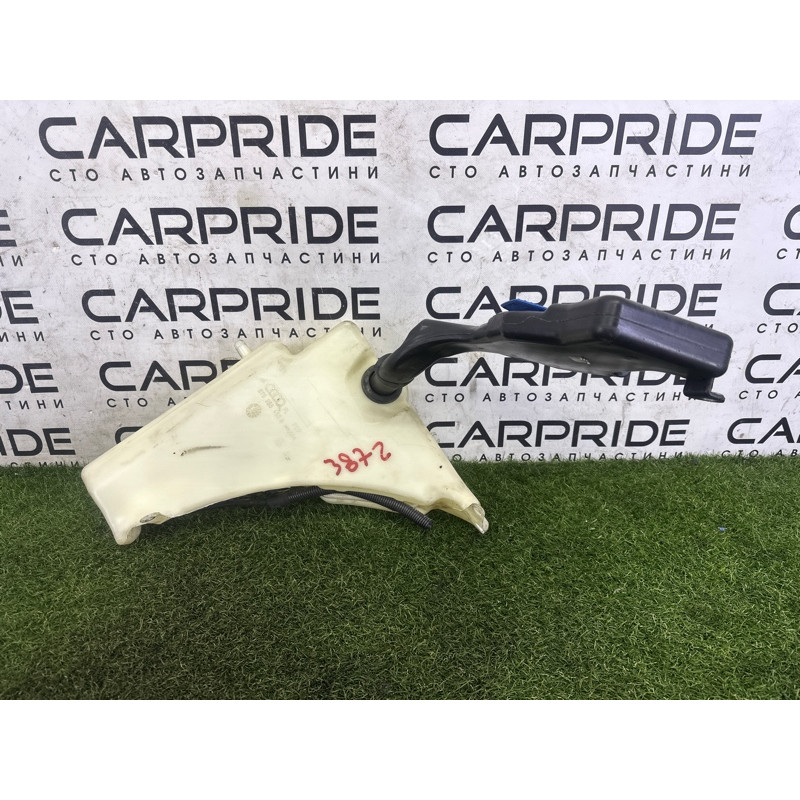 Бачок омывателя (кузов и элементы) AUDI A4 B8 2010 2.0 CAEB 8T0955453C