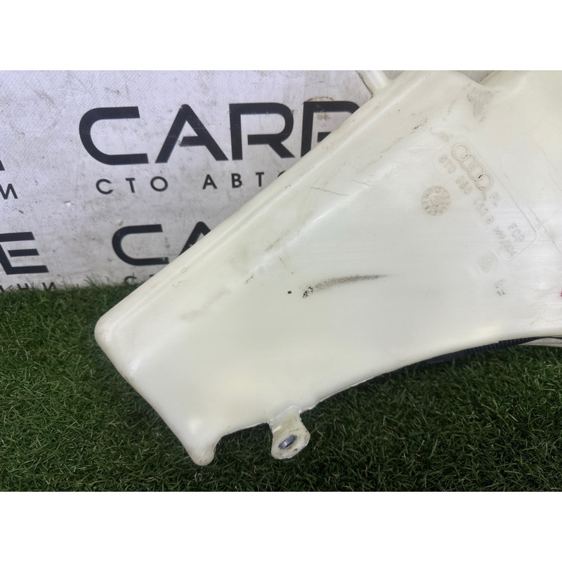 Бачок омывателя (кузов и элементы) AUDI A4 B8 2010 2.0 CAEB 8T0955453C