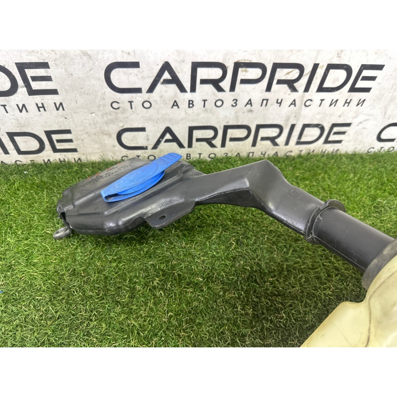 Бачок омывателя (кузов и элементы) AUDI A4 B8 2010 2.0 CAEB 8T0955453C