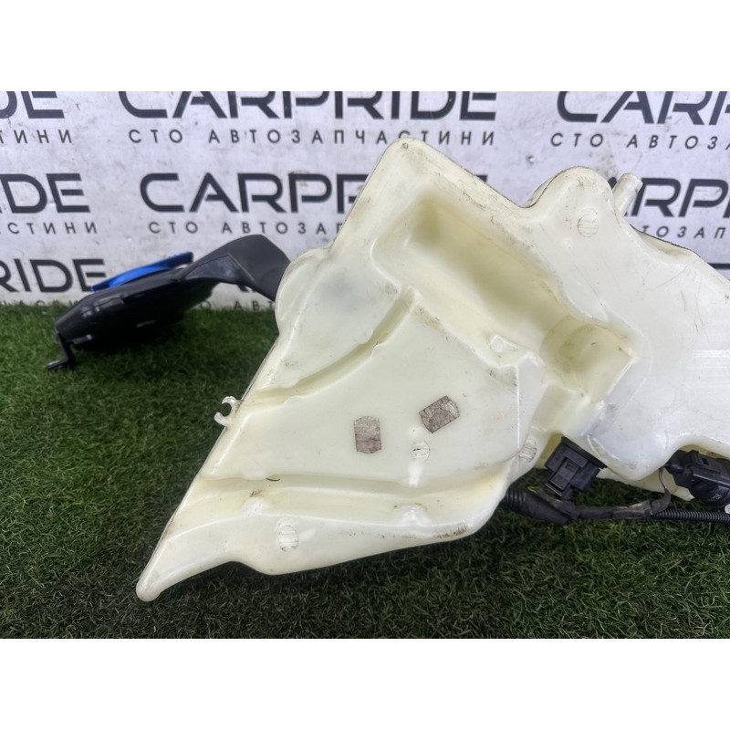 Бачок омывателя (кузов и элементы) AUDI A4 B8 2010 2.0 CAEB 8T0955453C