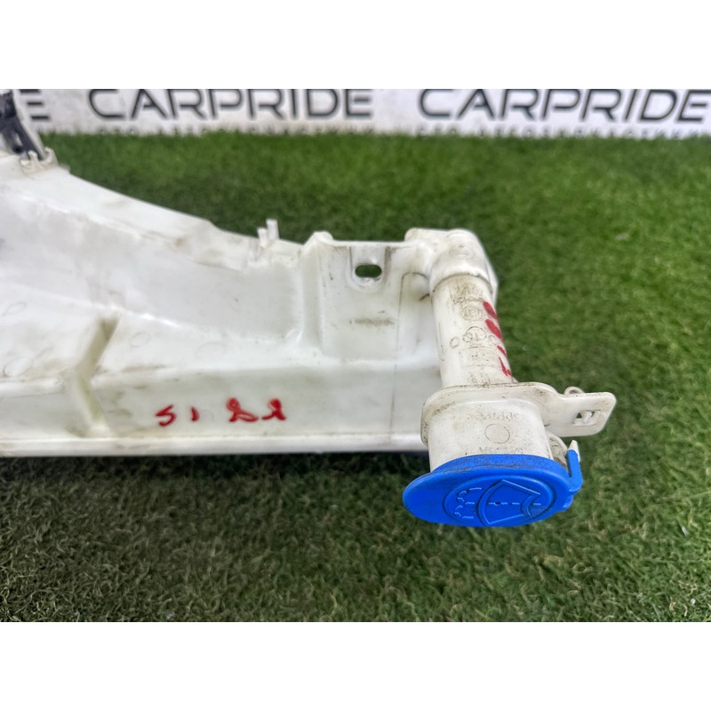 Бачок омывателя (кузов и элементы) LAND ROVER RANGE ROVER Sport L494 2016 3.0 Diesel LR070882