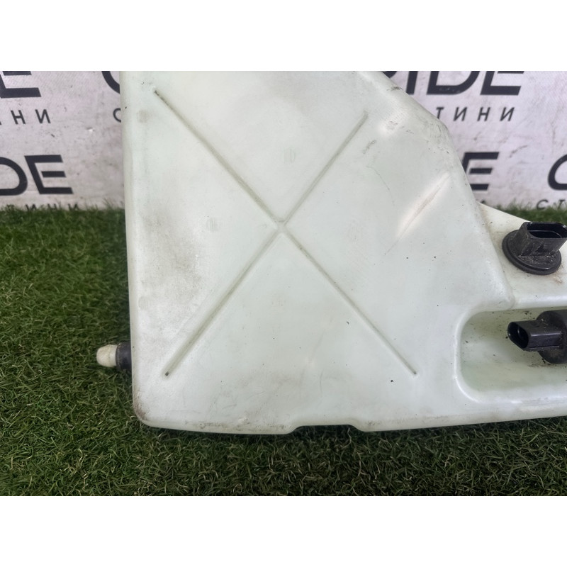 Бачок омывателя (кузов и элементы) AUDI A8 D4 2011 4.2 CDRA 4H0955453B