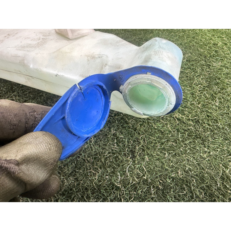 Бачок омывателя (кузов и элементы) AUDI A8 D4 2011 4.2 CDRA 4H0955453B