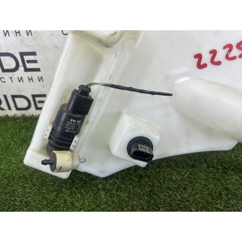 Бачок омивача (кузов і елементи) Volkswagen Touareg NF 2012 3.0 Hybrid CGFA 7P0955453A